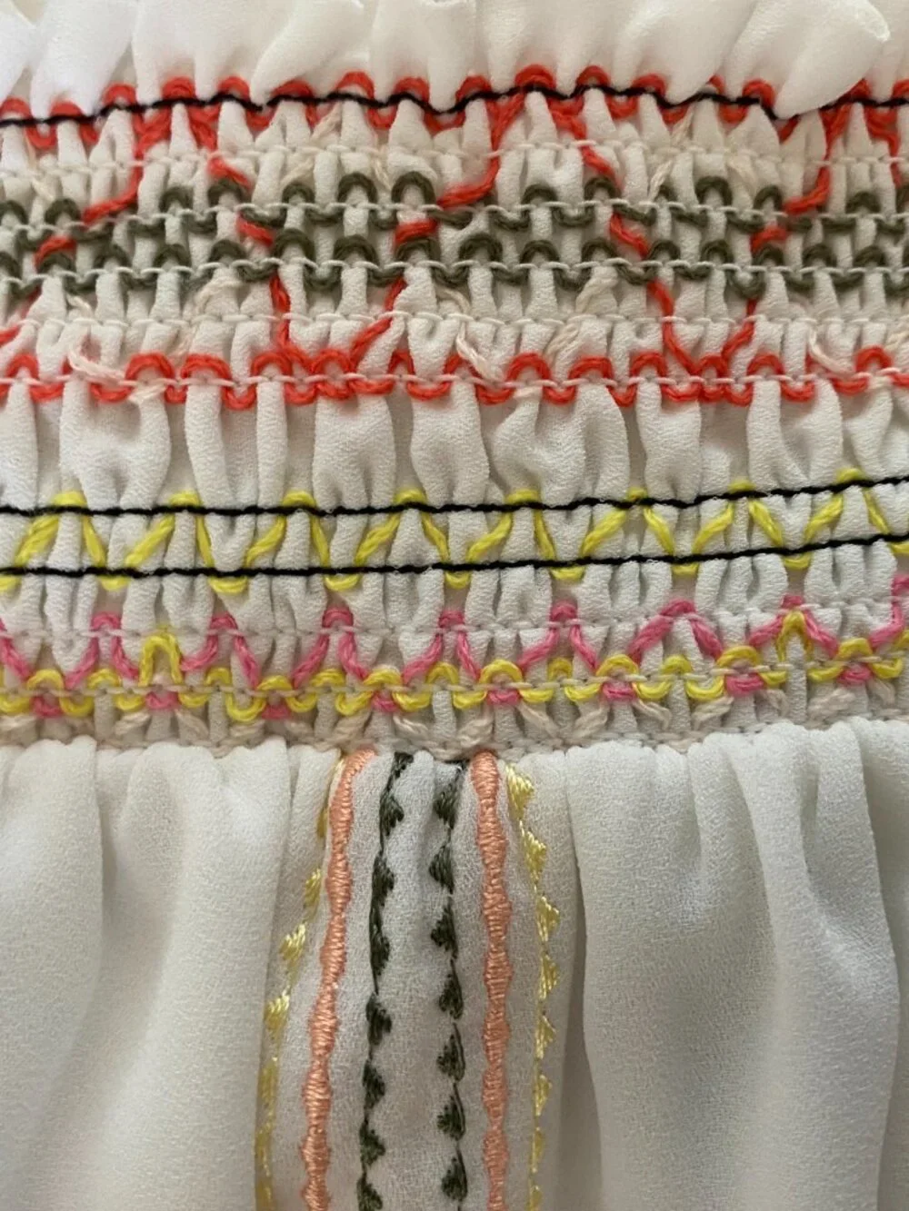 WHBM White Off Shoulder Smocked Peasant Top Size Medium - Picture 7 of 9